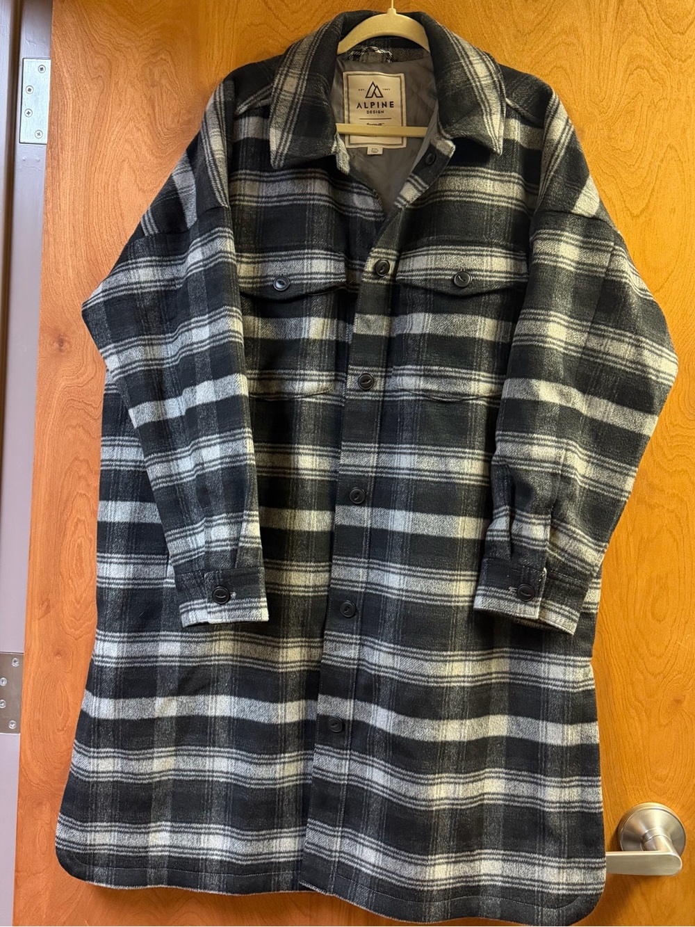 Alpine Trail Wool Long Jacket women’s XXL Black Plaid excellent condition